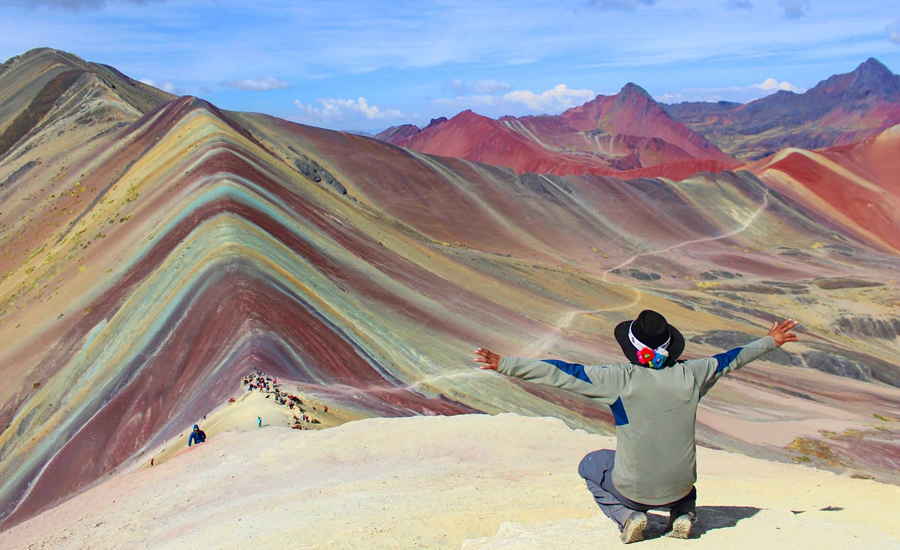Rainbow Mountain Tour - Peru