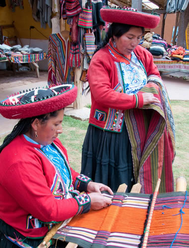 Chichero weavers