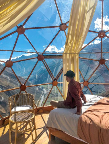 Vertical Sky Luxury Suites